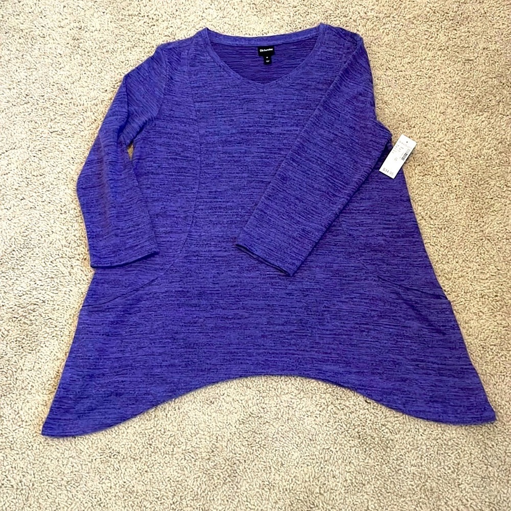NWT Dress barn DB Sunday warm cozy purple fleece top with two pockets.